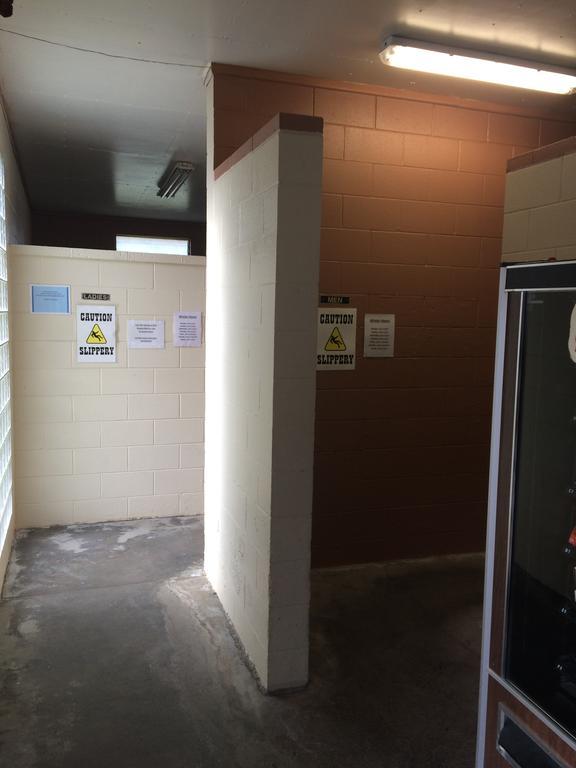 Lolo Hot Springs Otel Dış mekan fotoğraf