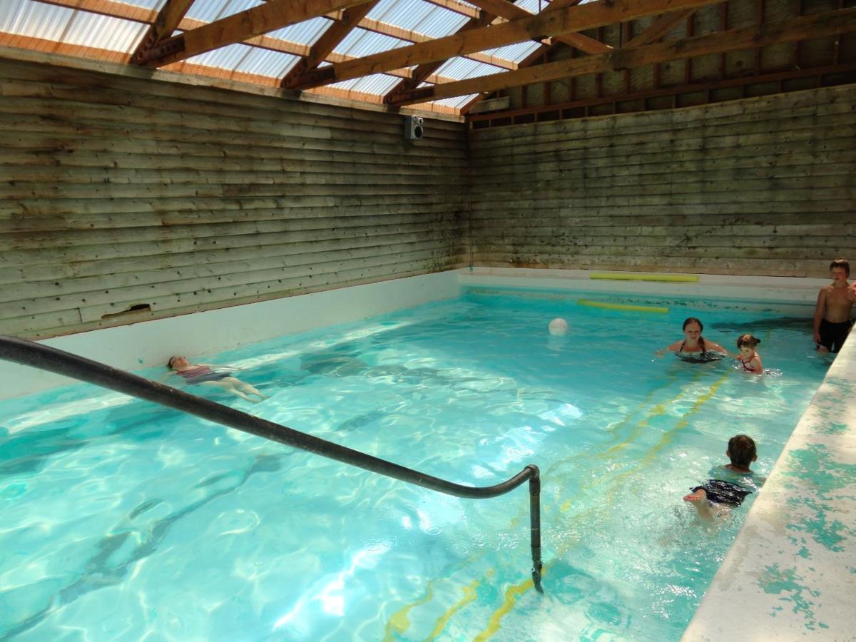 Lolo Hot Springs Otel Dış mekan fotoğraf